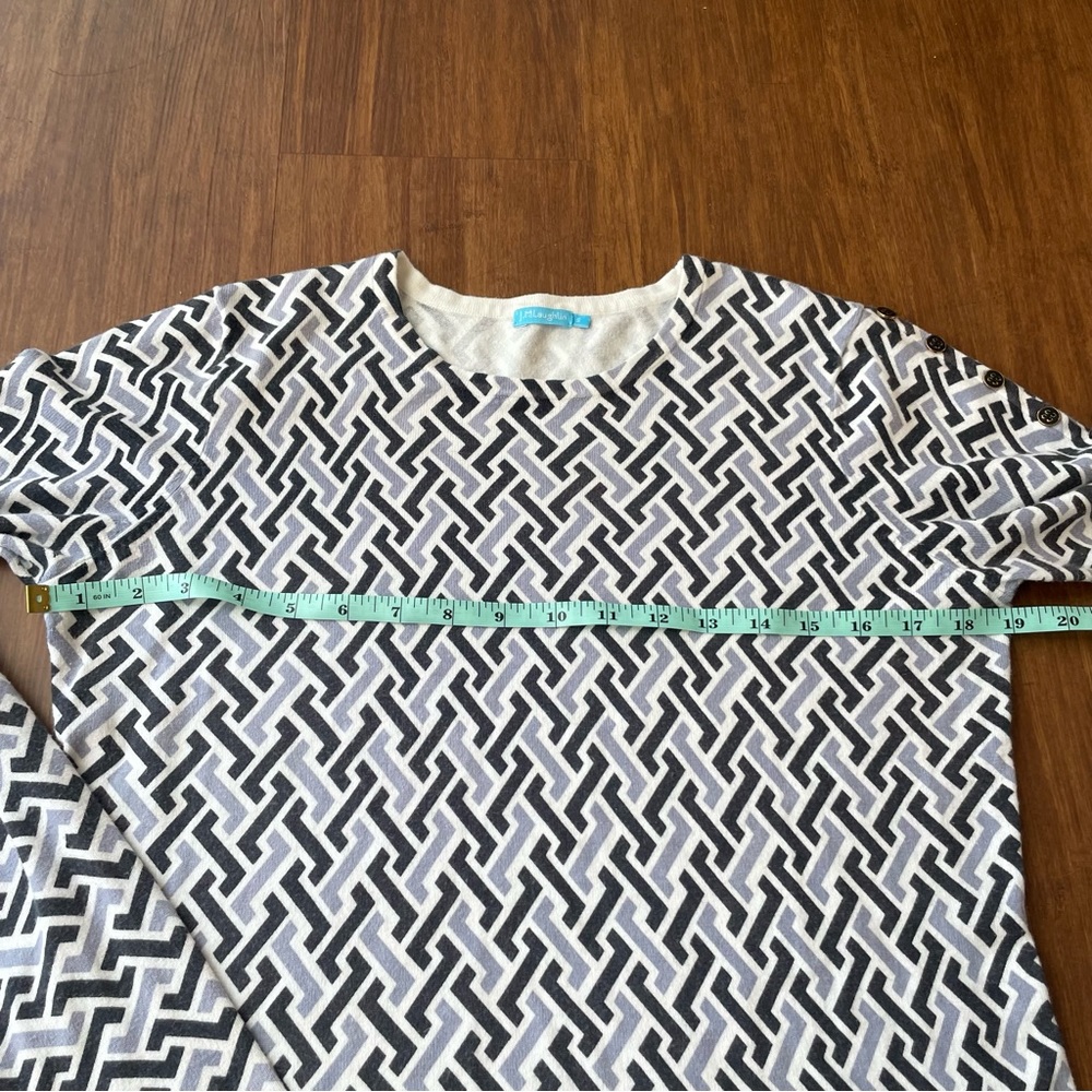 SOLD J. McLaughlin Sweater Womens Small White Blue Geometric Pattern Button Pul - Picture 8 of 10
